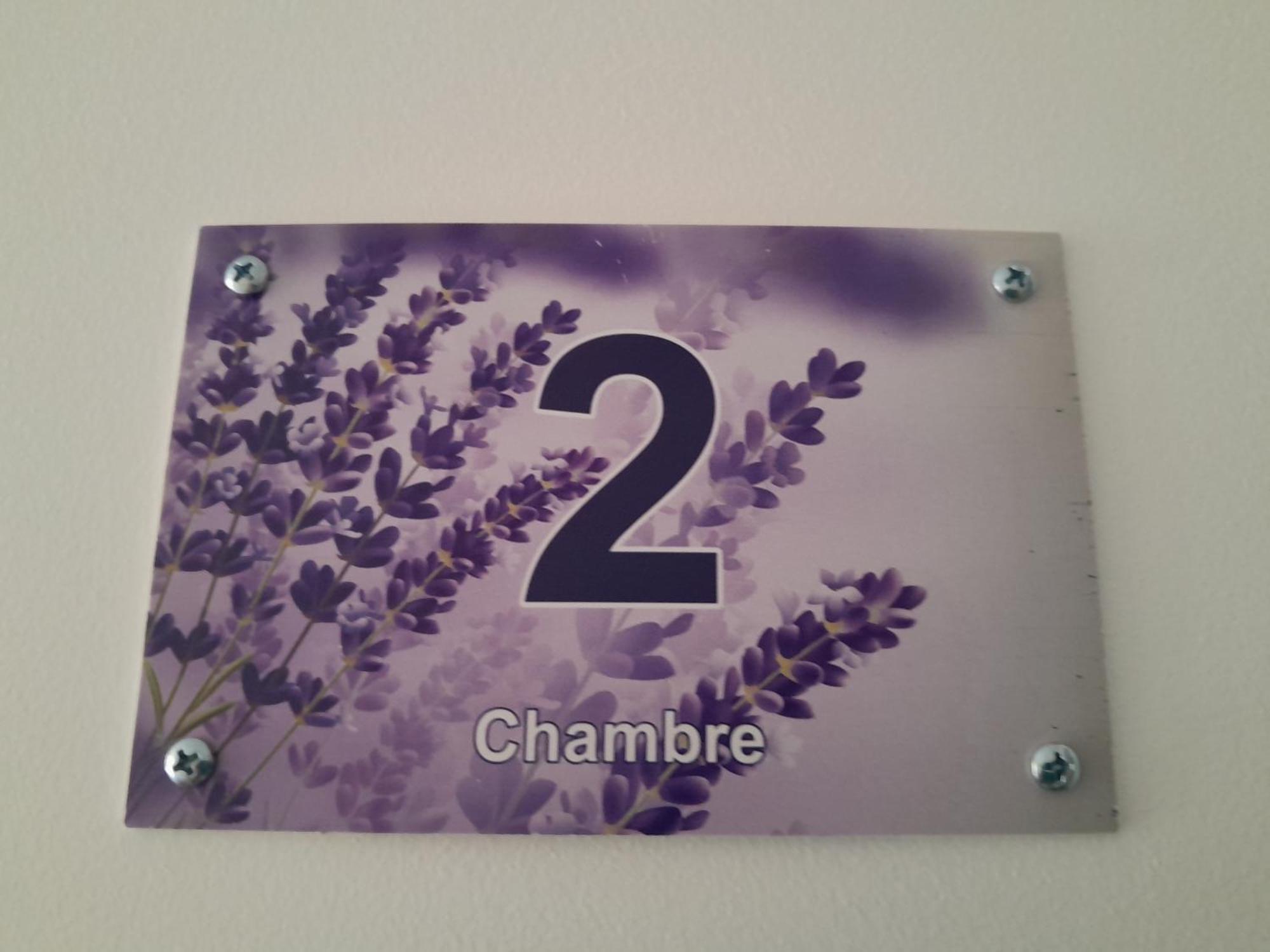 Chambres D Hotes Au P'Tit Bonheur Campagnard Jarnosse Habitación foto